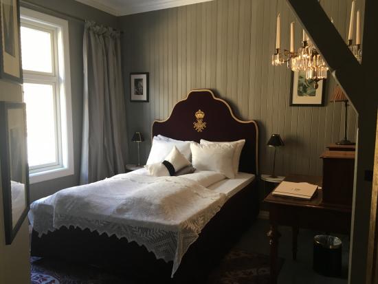14 Dronning Maud